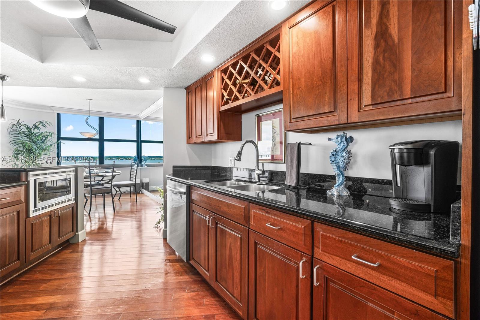 5420 N Ocean Drive # 1106 — Photo 5