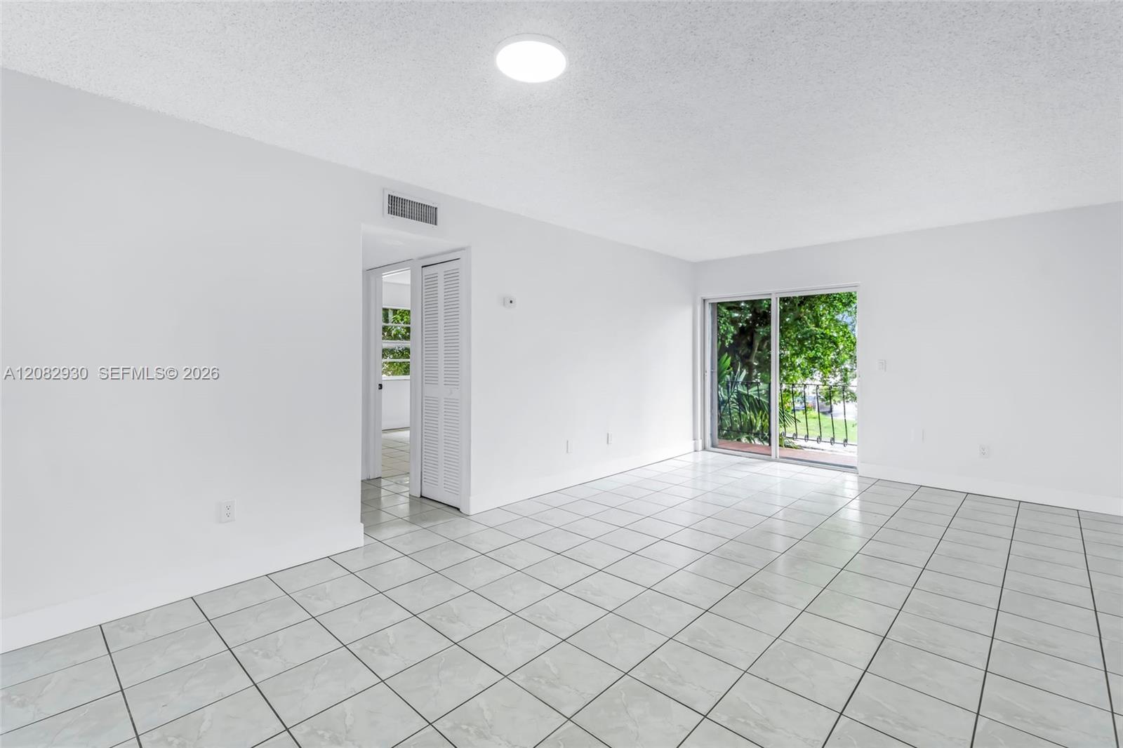6825 W Flagler St # 202 — Photo 3