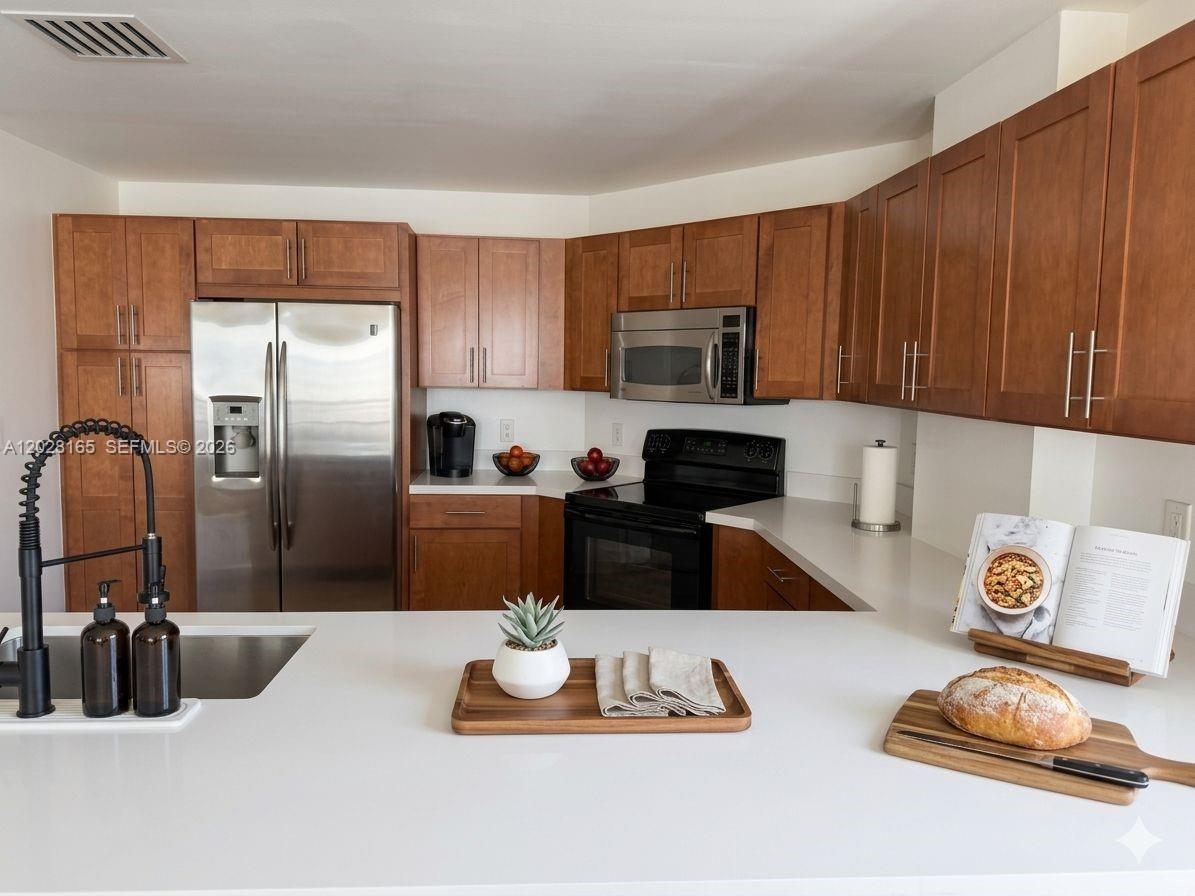 8390 SW 72nd Ave # 519, Miami FL 33143