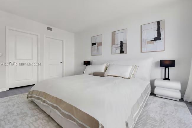 7525 E Treasure Dr # 914 View 7