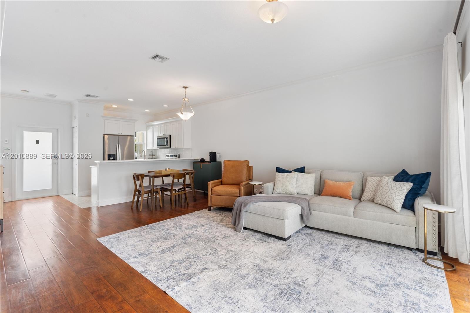 835 NE 19th Ave # 2 — Photo 5