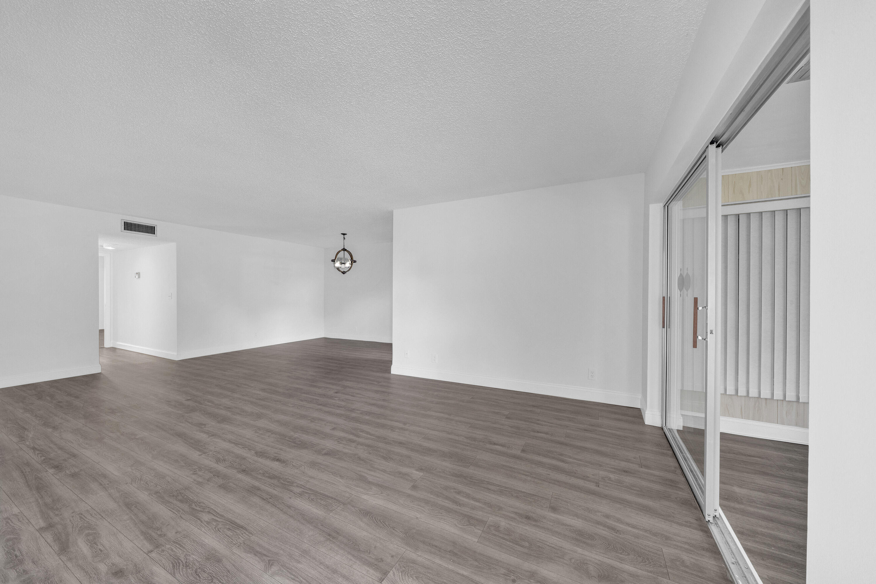 4550 NW 4TH Street # B — Photo 4