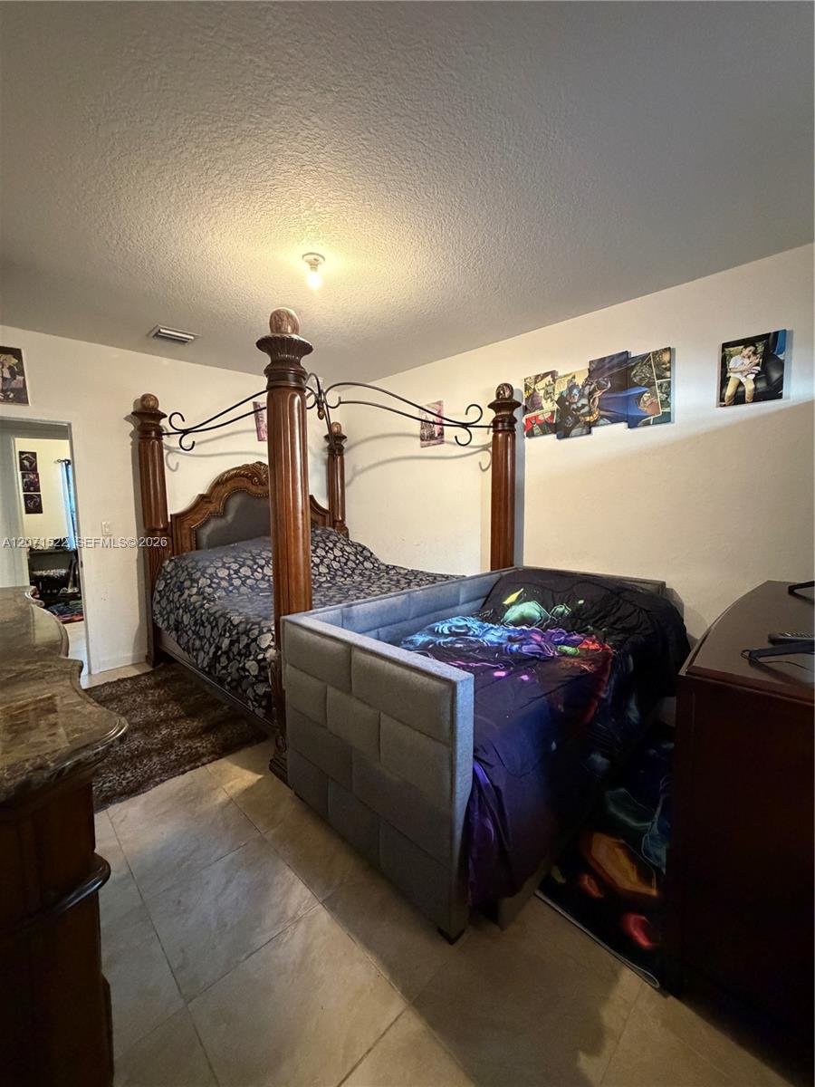 548 NE 5th Way View 14