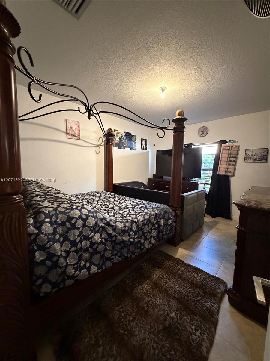 548 NE 5th Way View 5