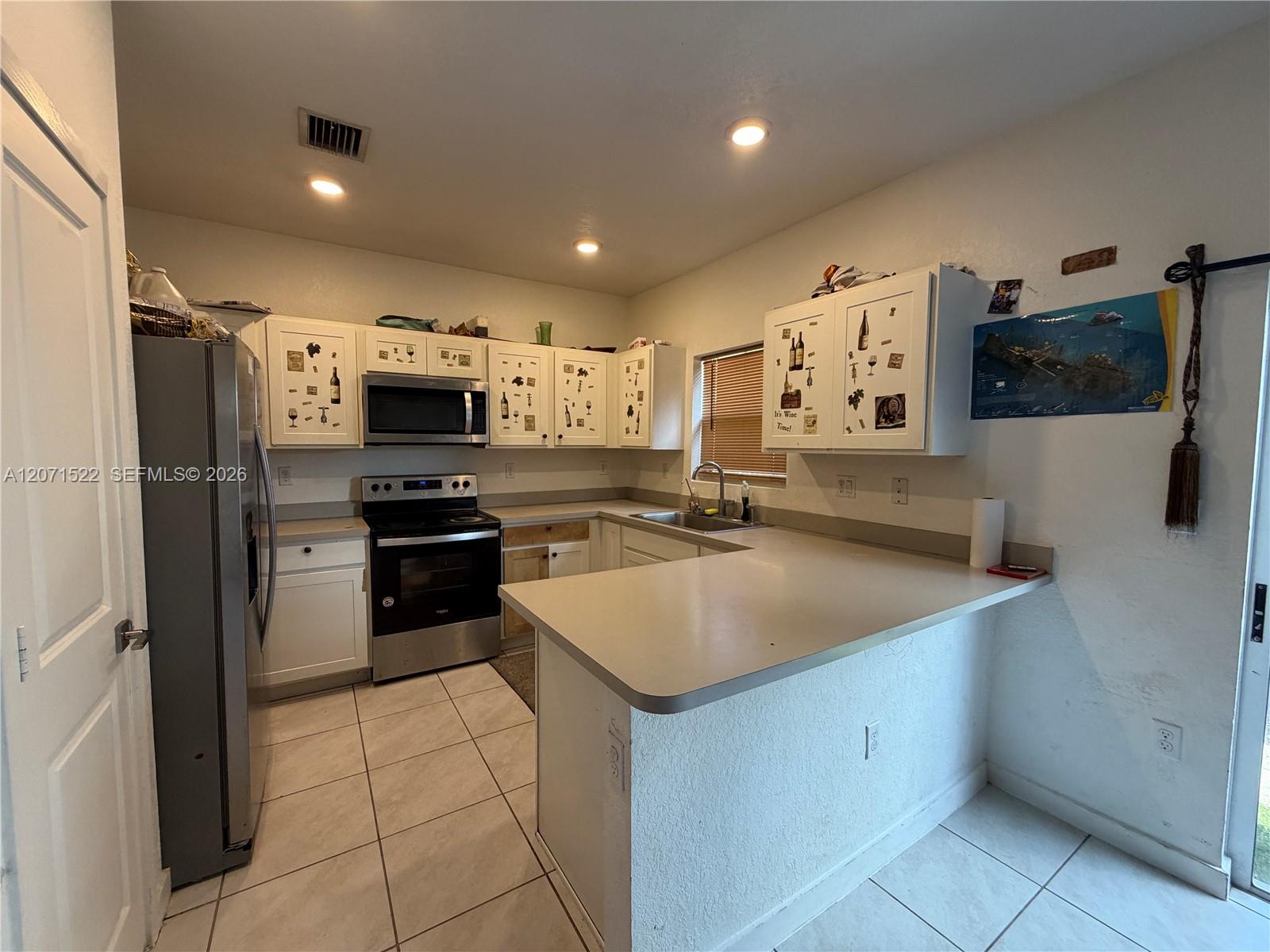 548 NE 5th Way View 6