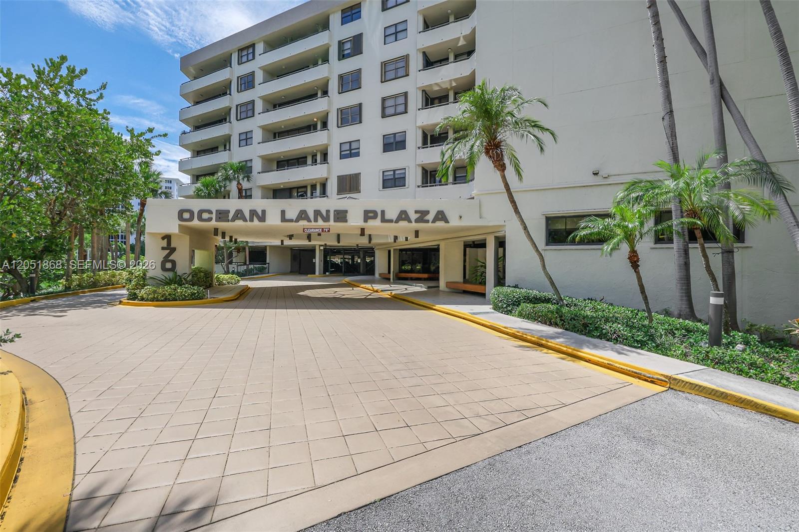 170 Ocean Lane Dr # 305, Key Biscayne FL 33149
