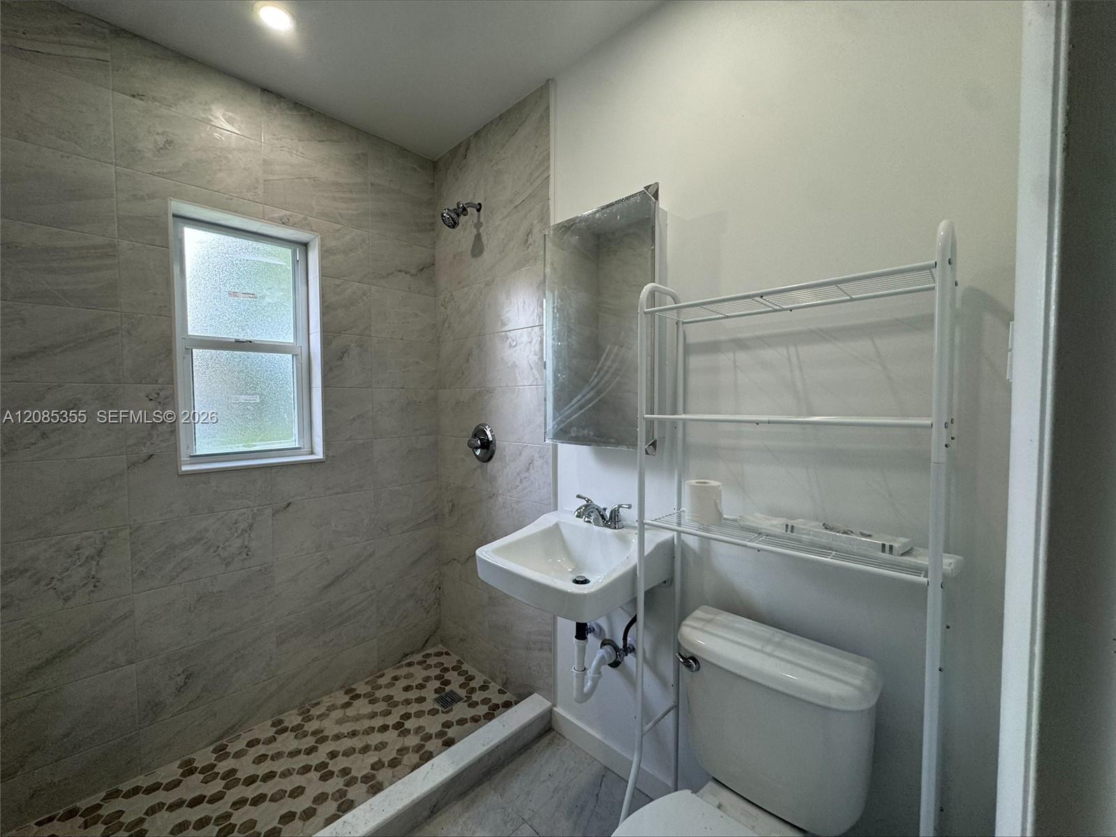 1320 NW 87th St — Photo 3