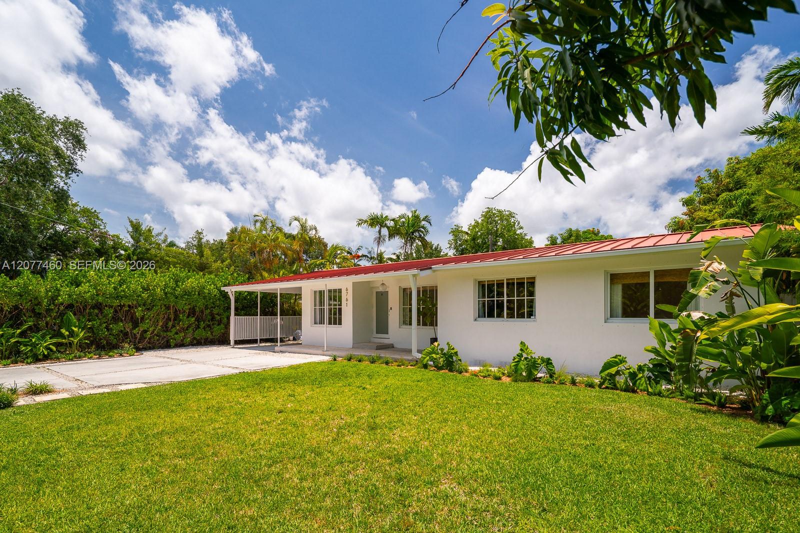 6761 SW 76th Ter, South Miami FL 33143