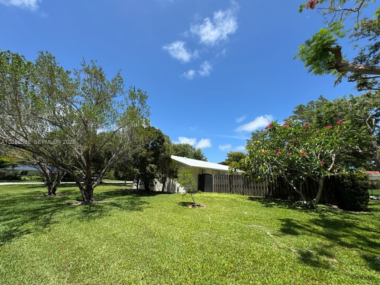 16101 SW 87th Ct — Photo 5
