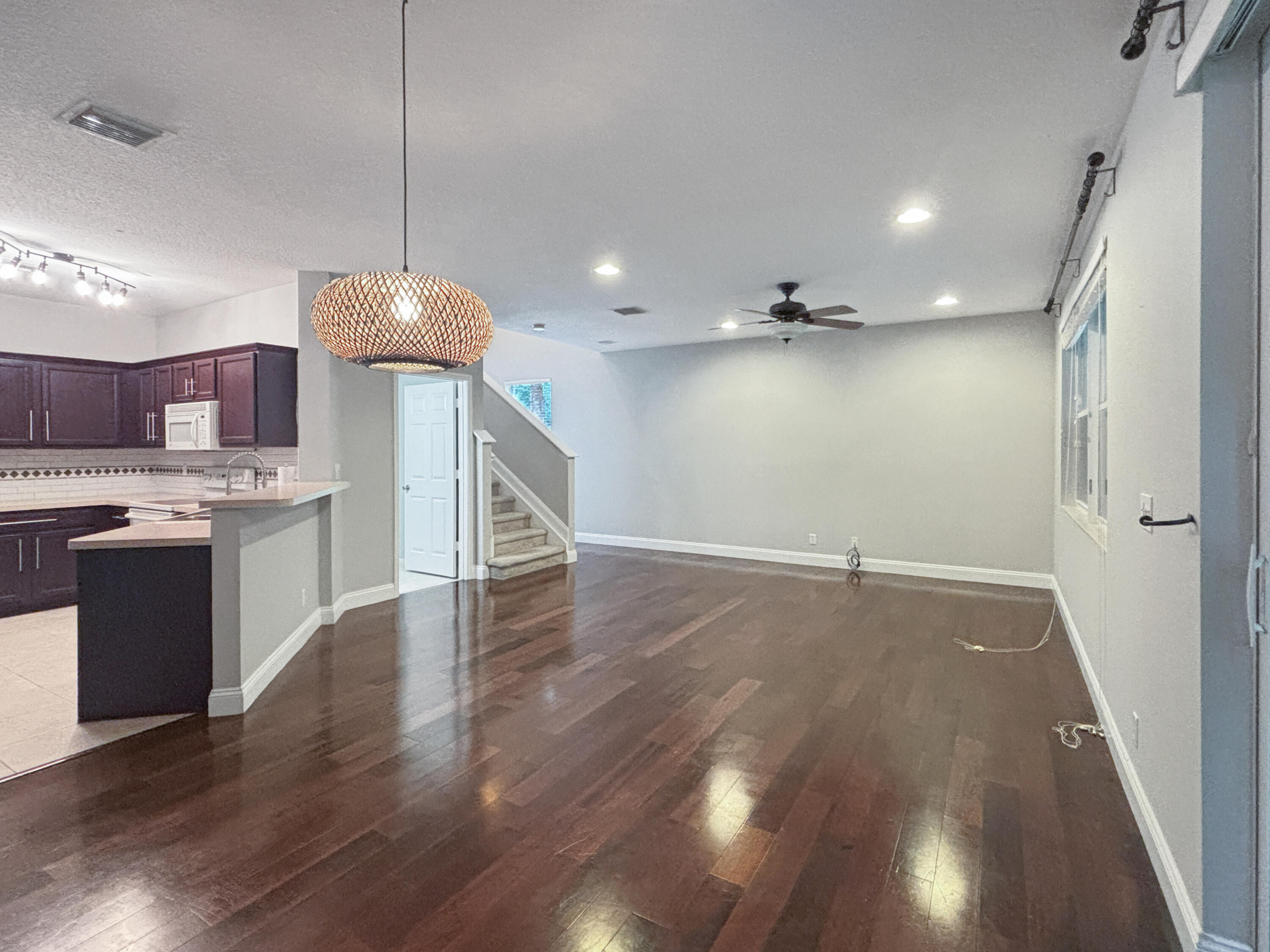 4528 Thornwood Circle — Photo 4