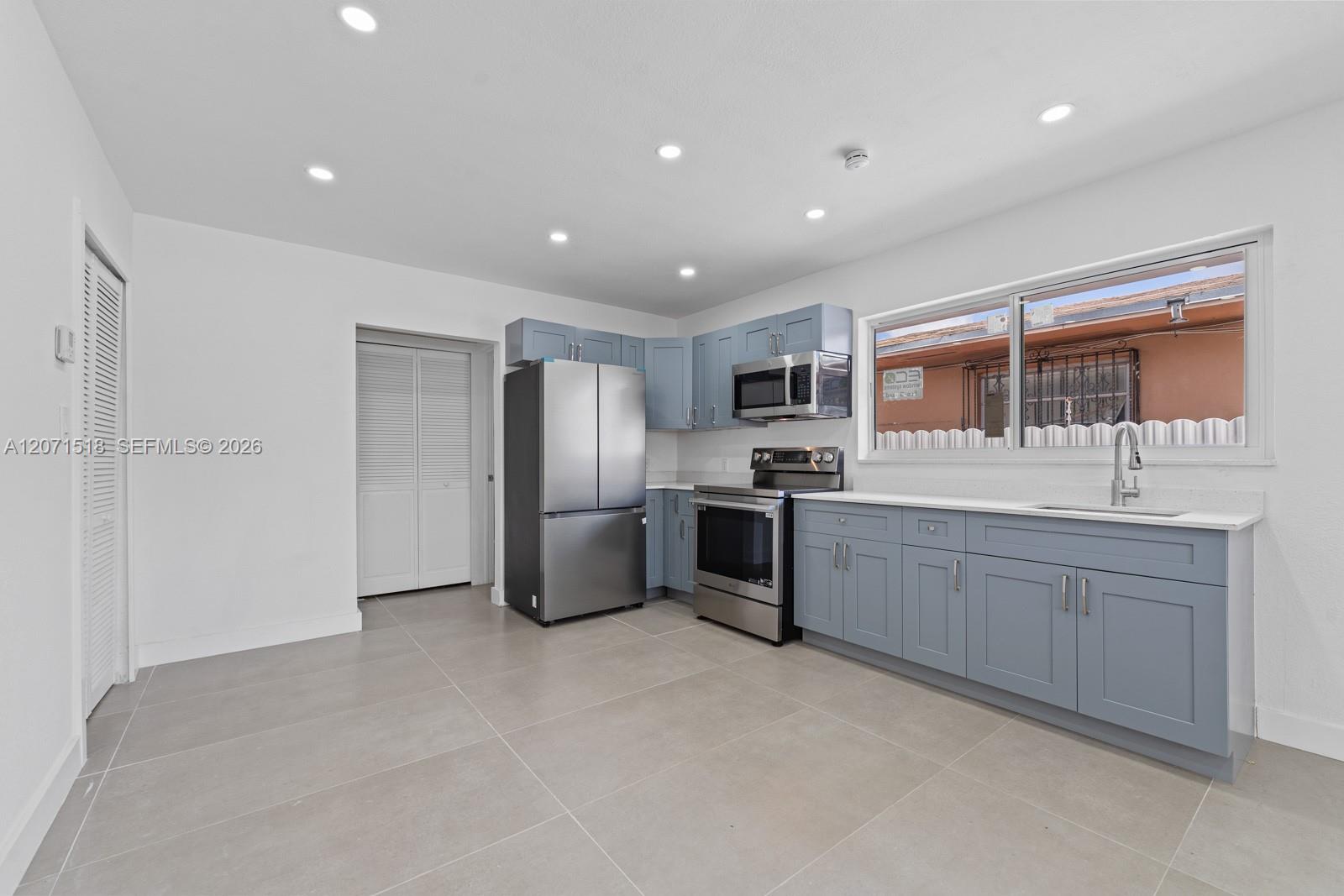 1849 NW 16th St # 1 View 2