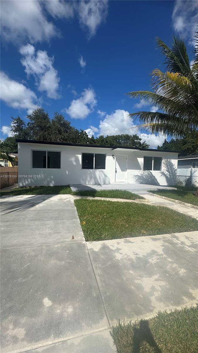 901 NW 116th St # 0, Miami FL 33168