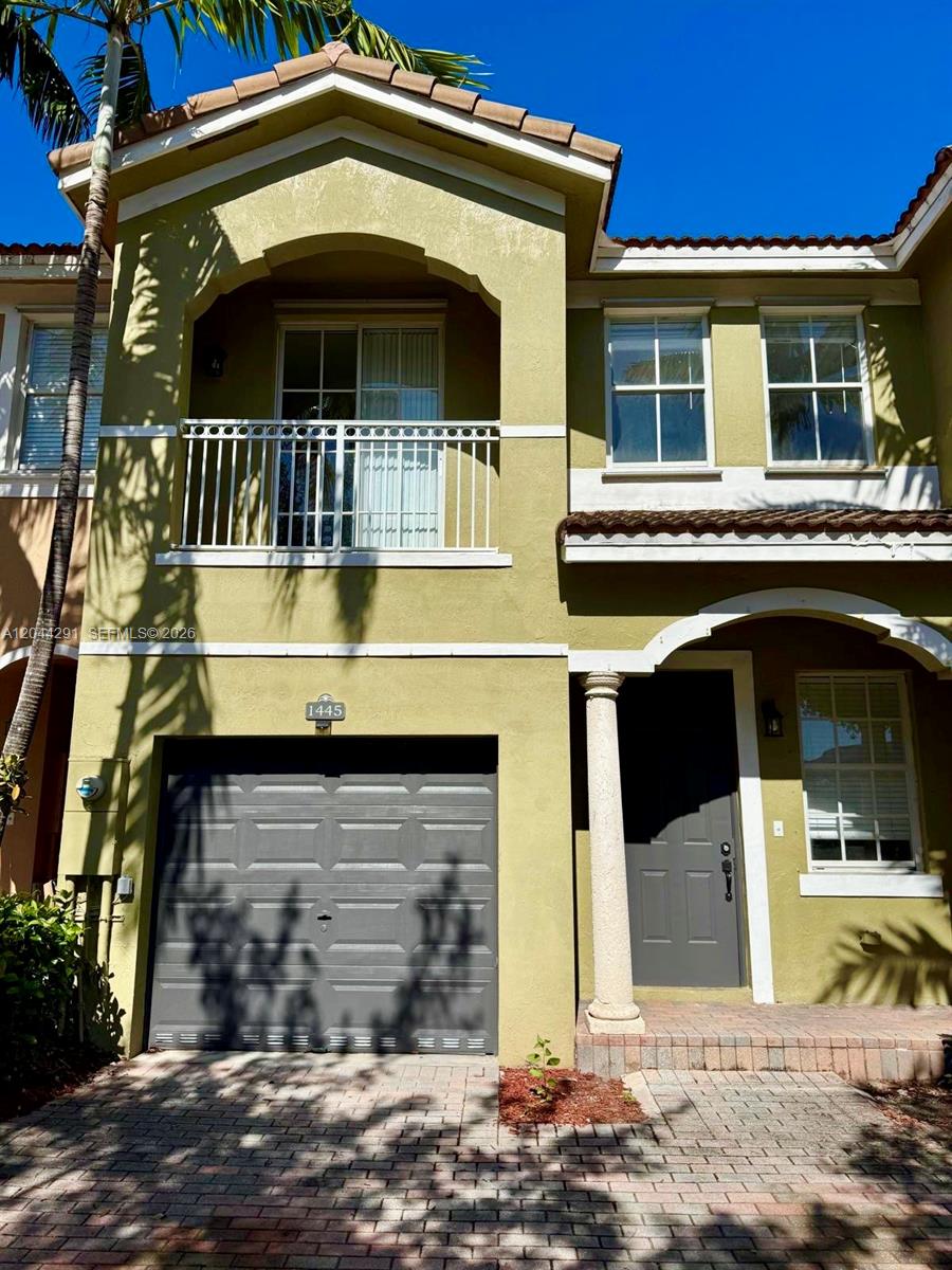 1466 SE 26th Ave, Homestead FL 33035