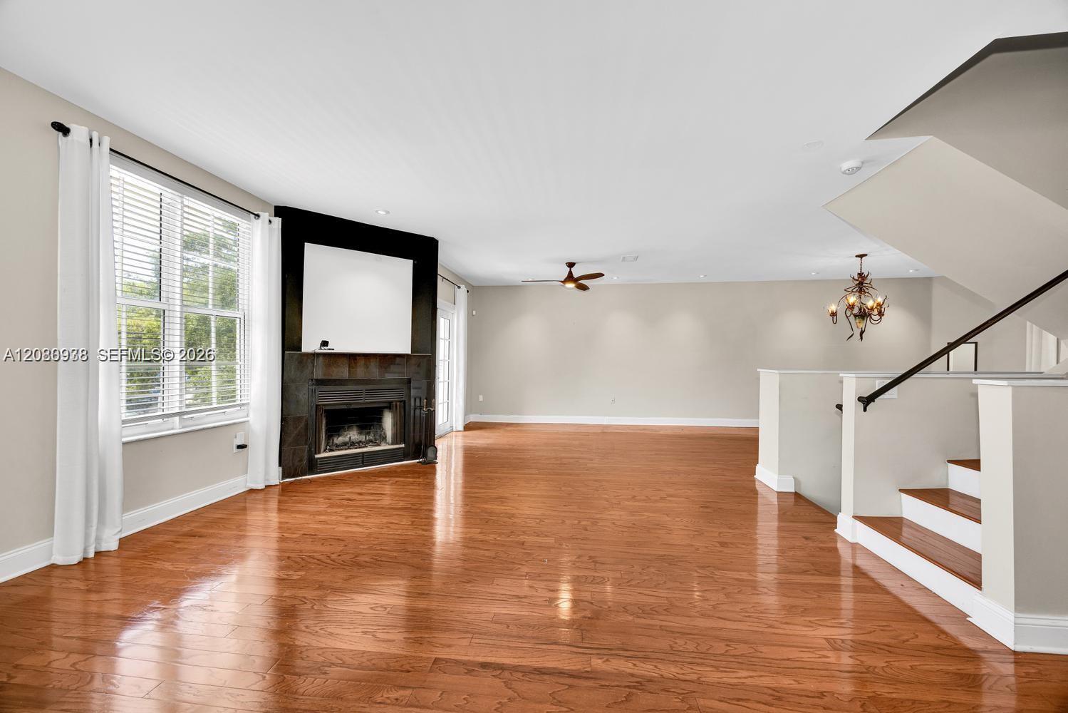 5801 SW 74th Ter # 3 — Photo 4