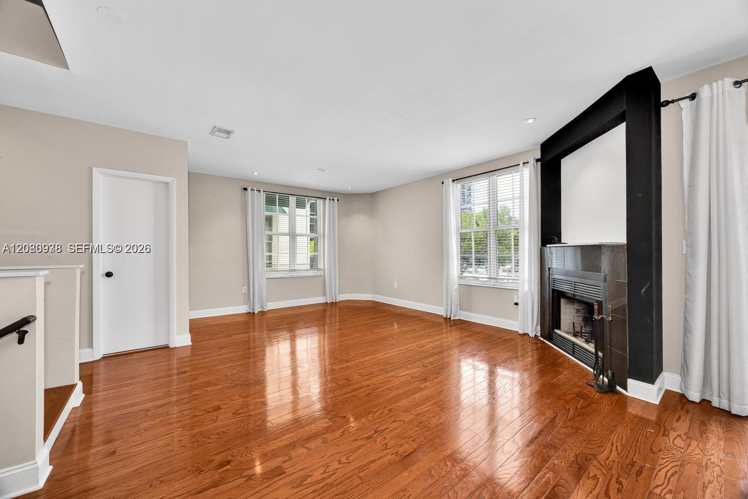 5801 SW 74th Ter # 3 — Photo 5