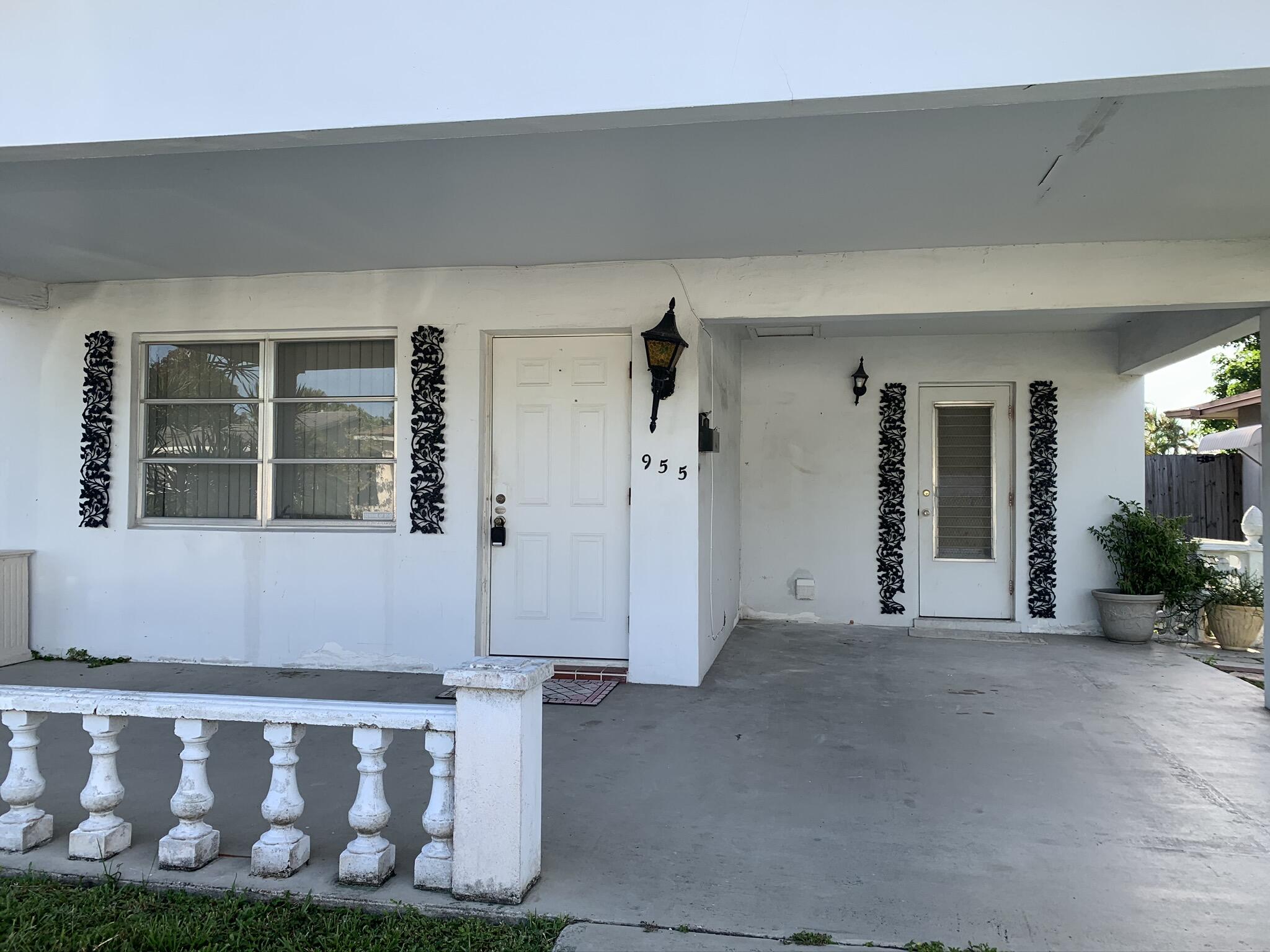 955 NW 69TH Avenue — Photo 2