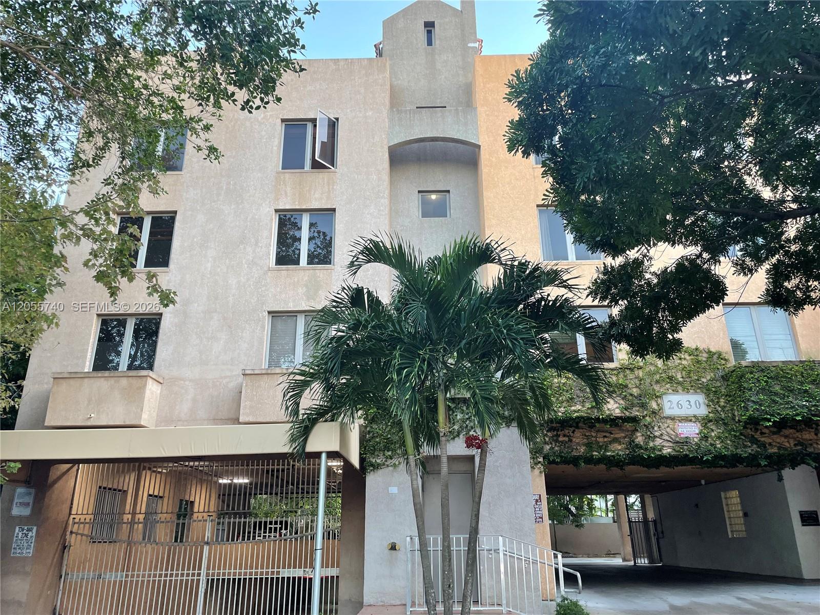 2630 SW 28th St # 33, Miami FL 33133