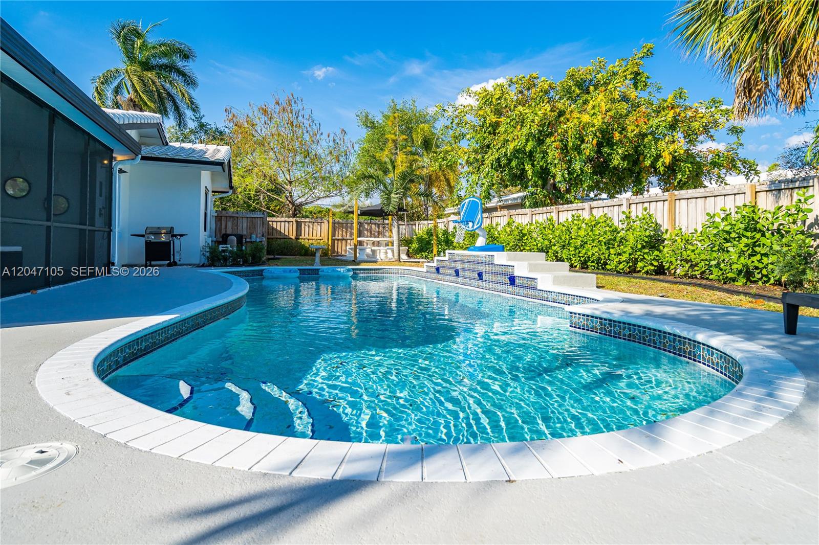 714 NE 2nd St, Pompano Beach FL 33060