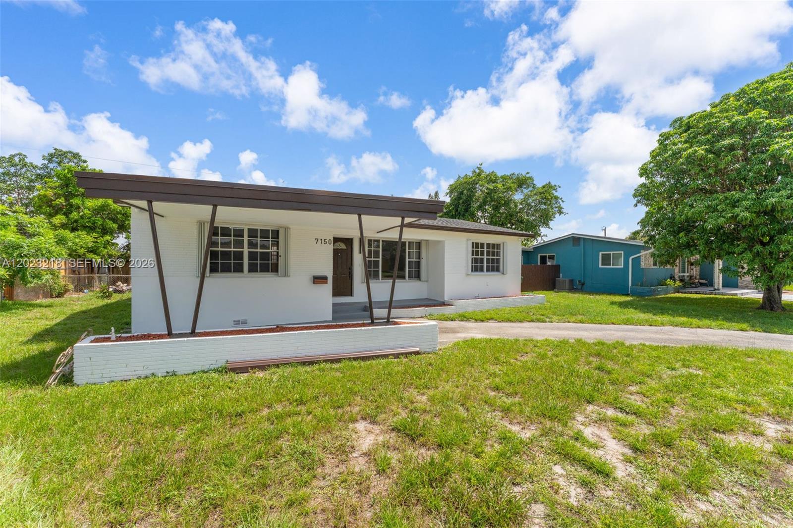 7150 SW 10th St, Pembroke Pines FL 33023