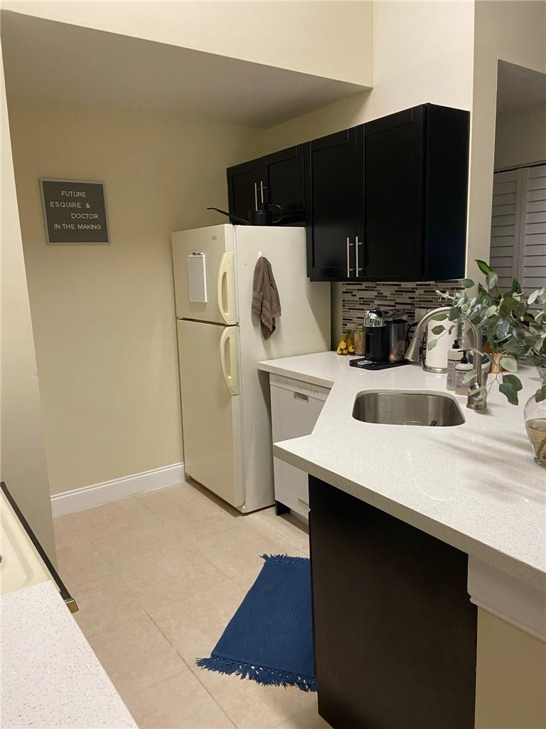 9999 SUMMERBREEZE Drive # 206 — Photo 4