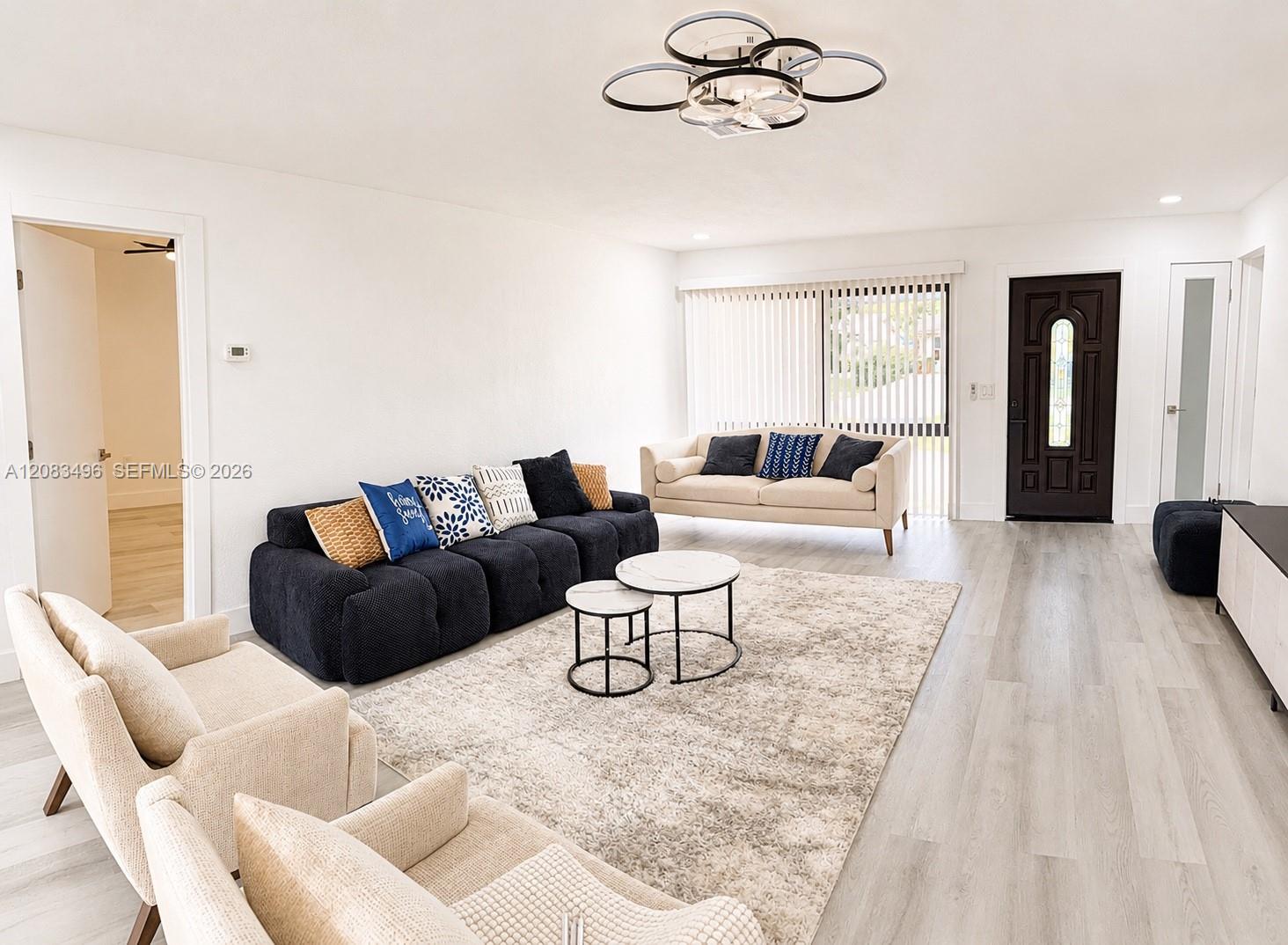 10171 NW 24th St — Photo 3
