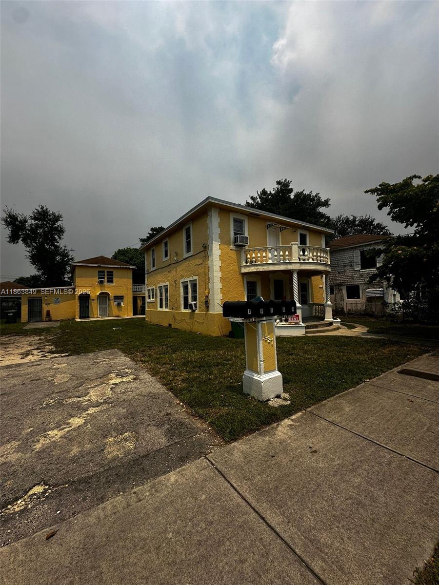 1925 NW 56th St — Photo 3