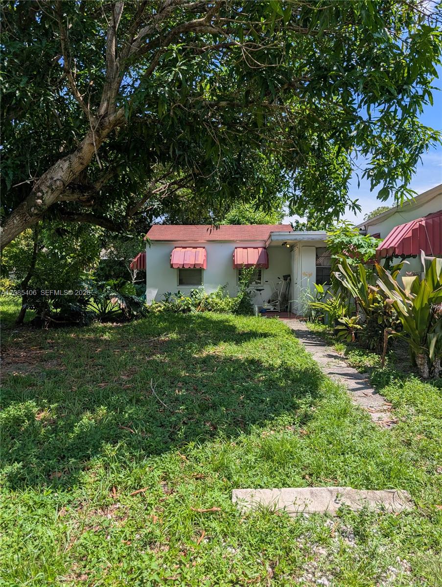11339 Peachtree Dr, Miami FL 33161