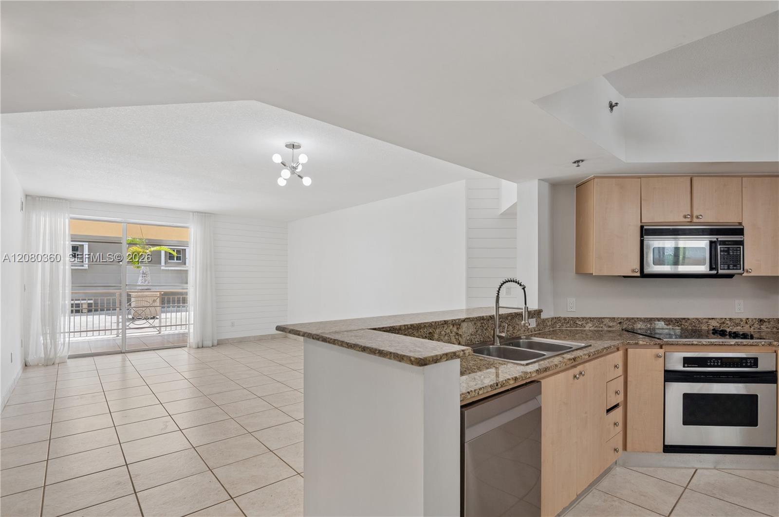 145 Jefferson Ave # 417 — Photo 3