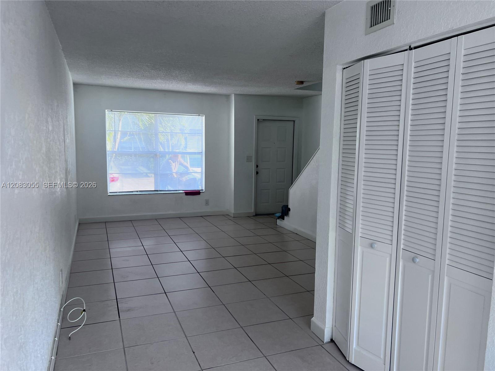 4651 NW 9th Dr # 4651 — Photo 4