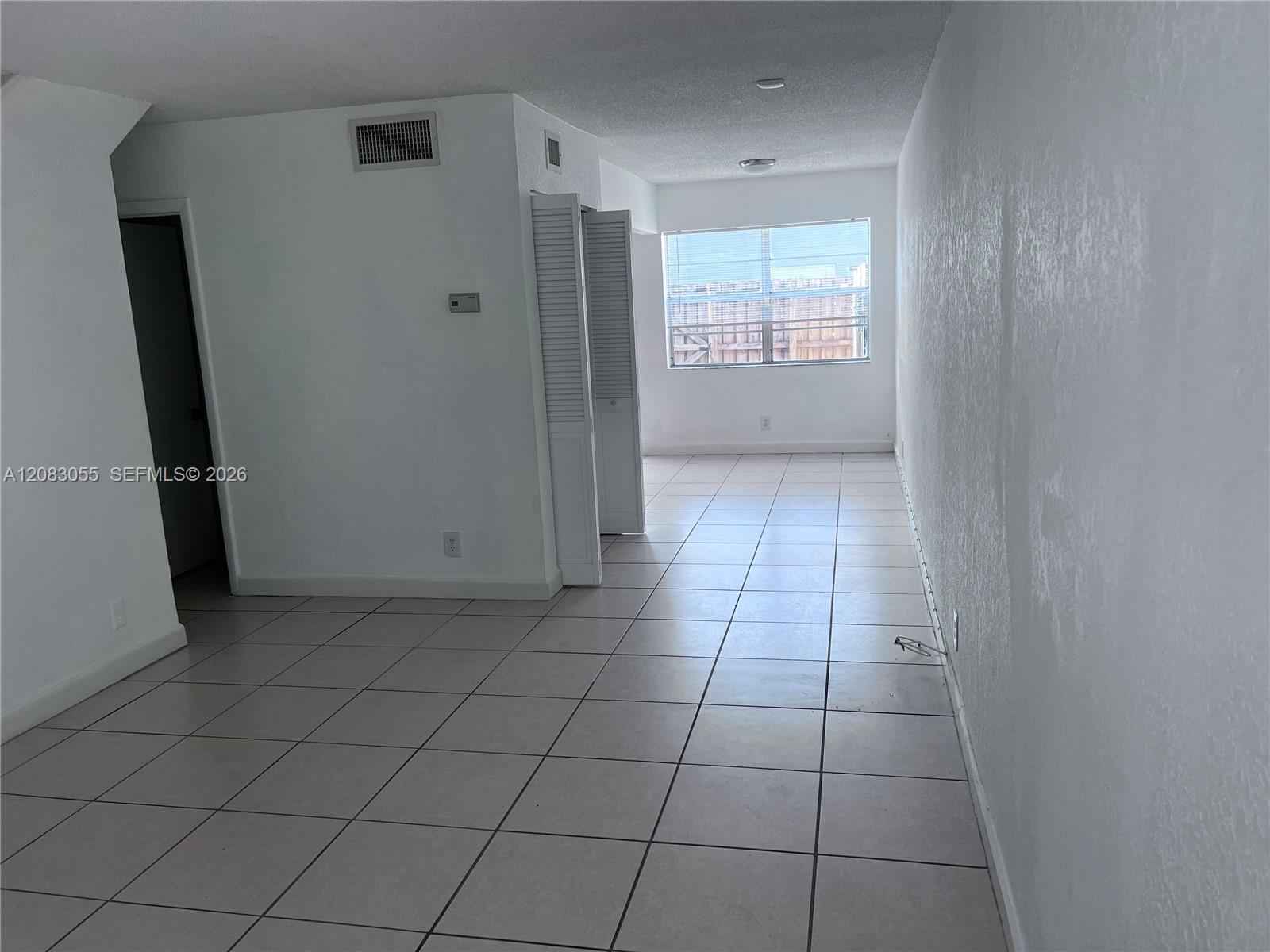 4651 NW 9th Dr # 4651 — Photo 5