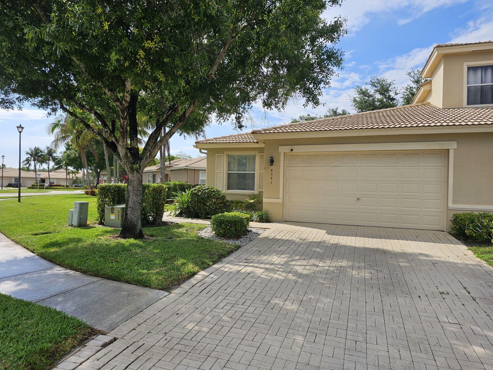 8541 Water Cay, West Palm Beach FL 33411