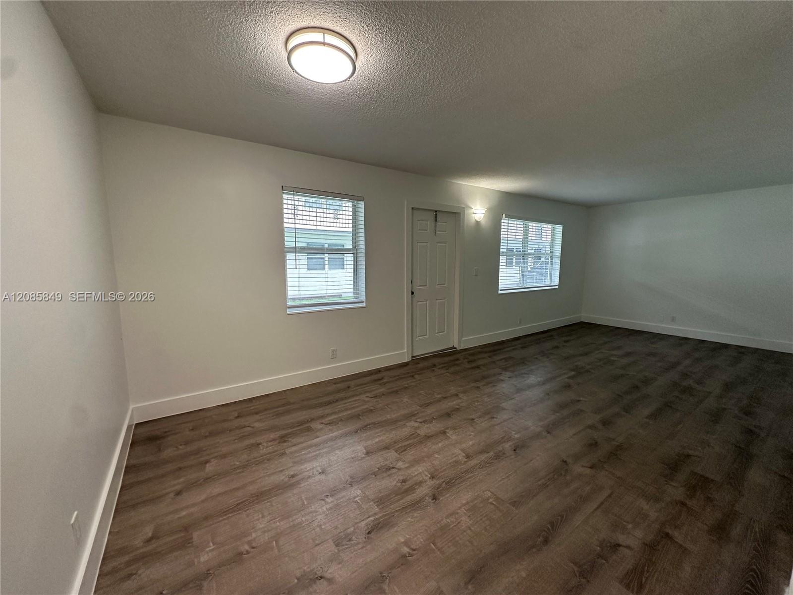 2500 Johnson St # 8 — Photo 4