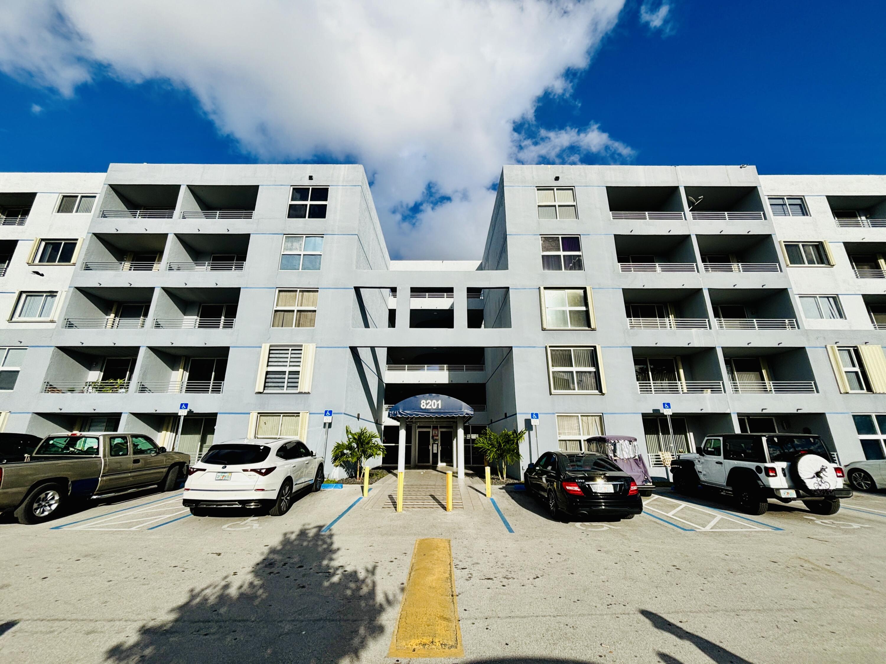 8201 NW 8th Street # 509, Miami FL 33126