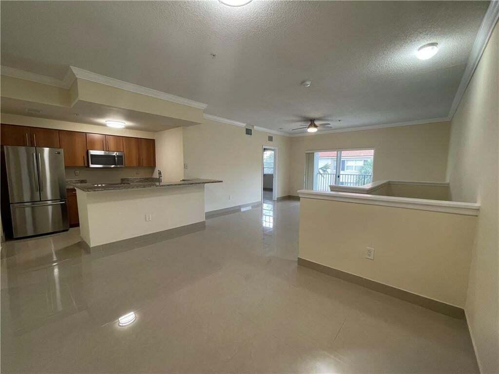5820 W Sample Road # 305 — Photo 5