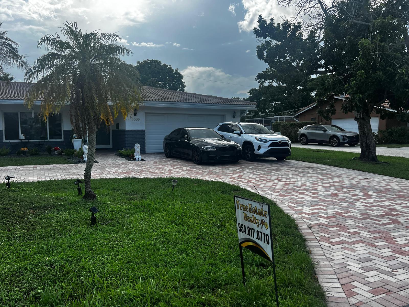 3608 NW 82nd Avenue, Coral Springs FL 33065