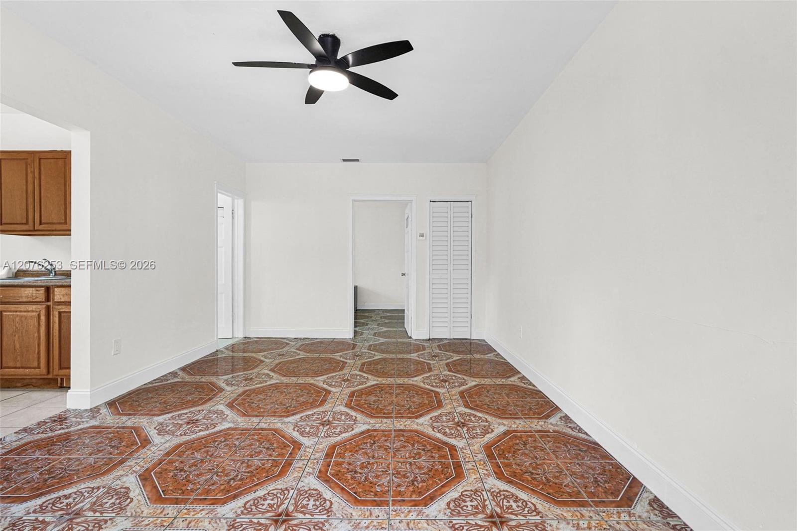 160 NW 45th St # 2 — Photo 3