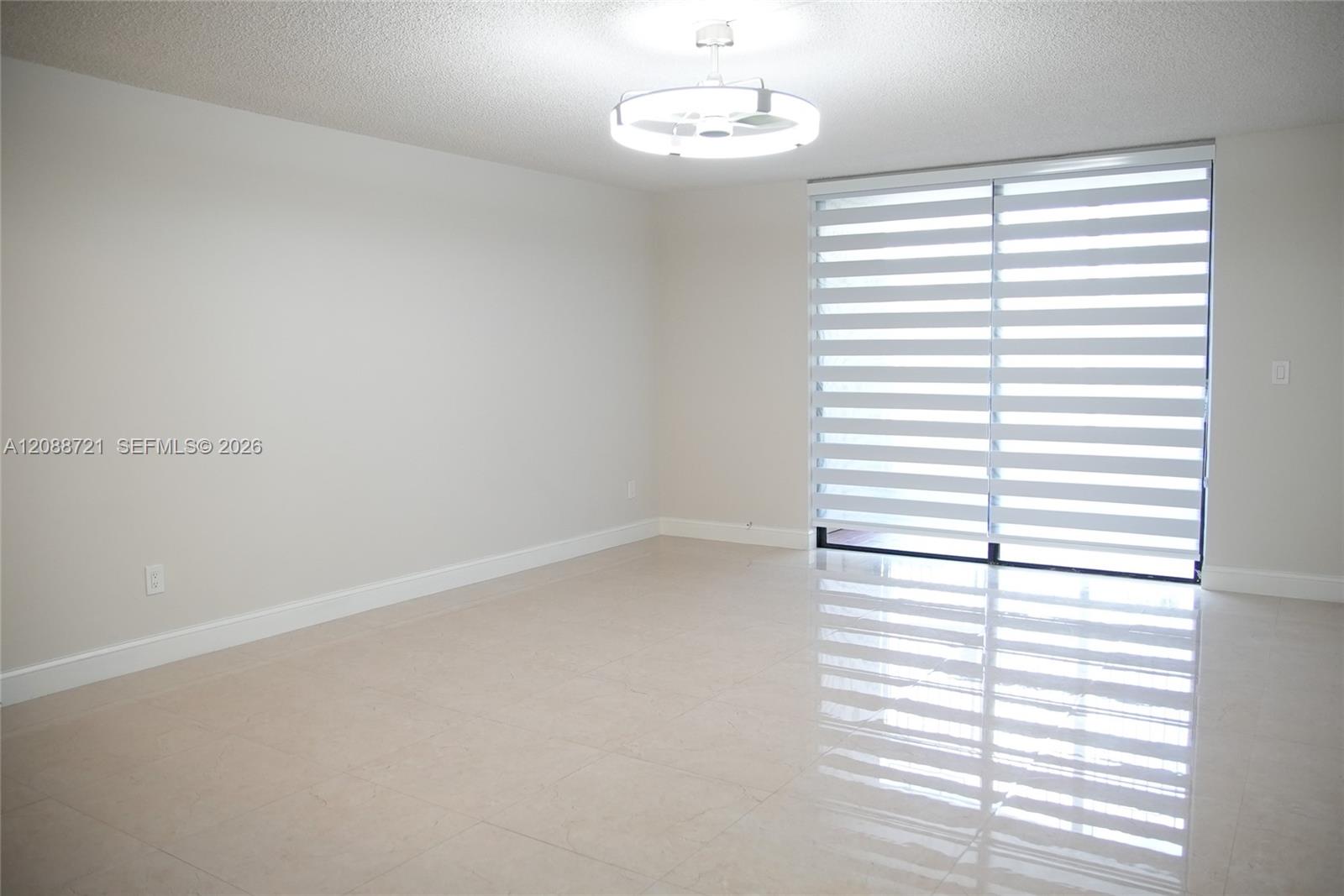 8635 NW 8th St # 103 — Photo 3