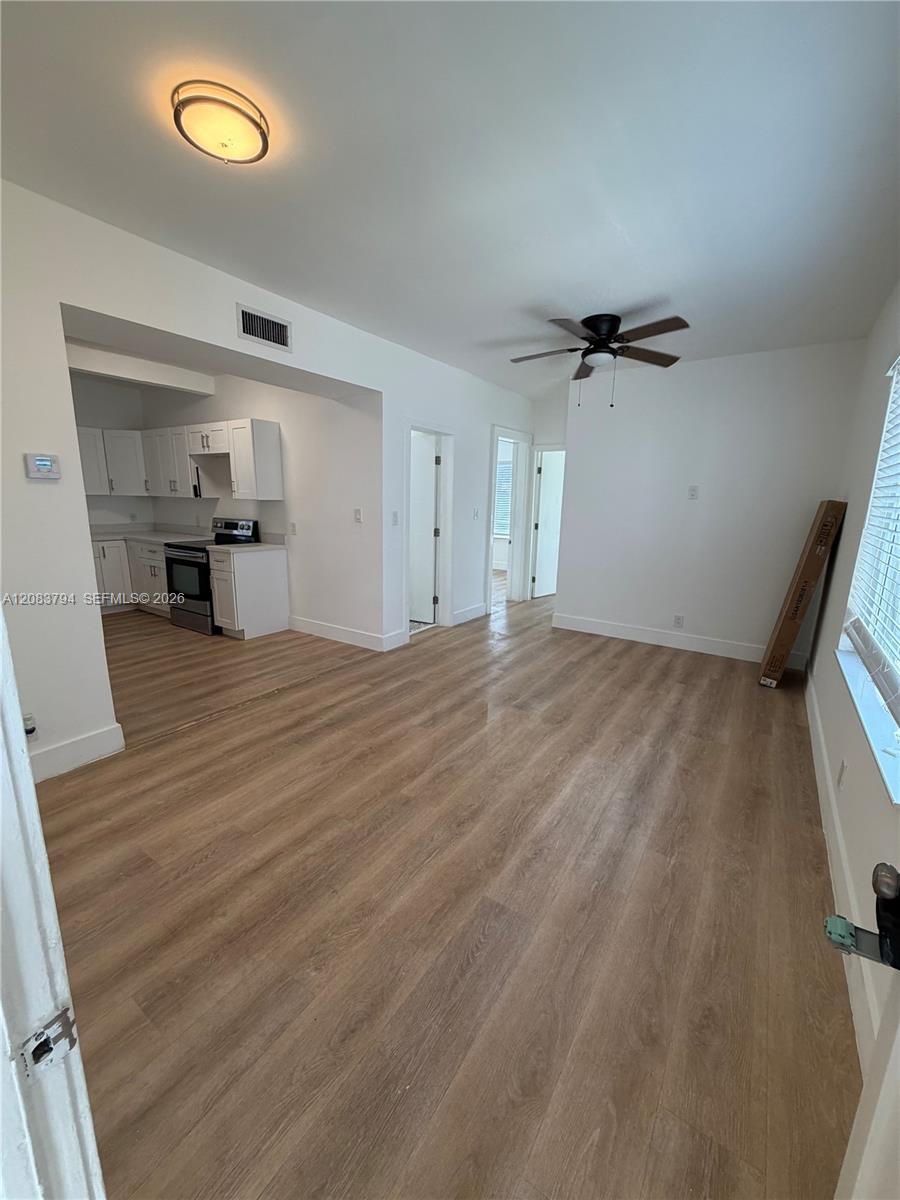 817 Tyler St # 1 — Photo 4