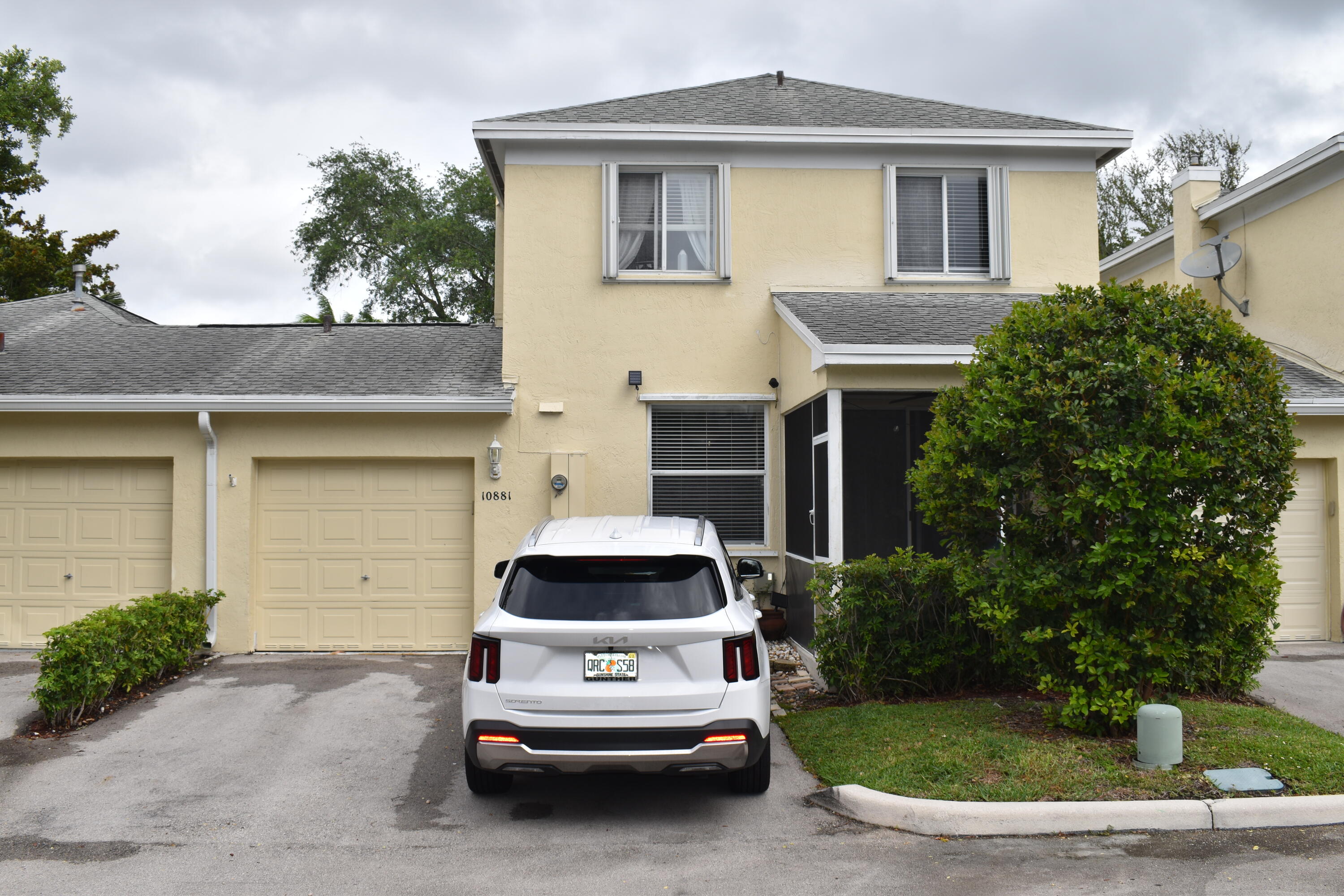10881 Sea Hibiscus Lane — Photo 3