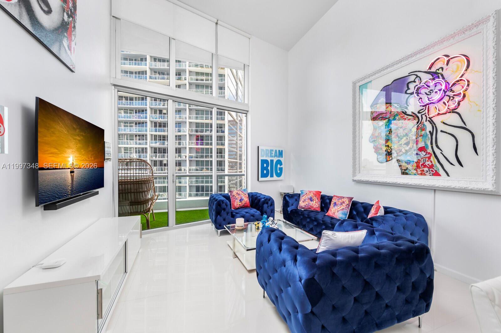 475 Brickell Ave # 2811, Miami FL 33131