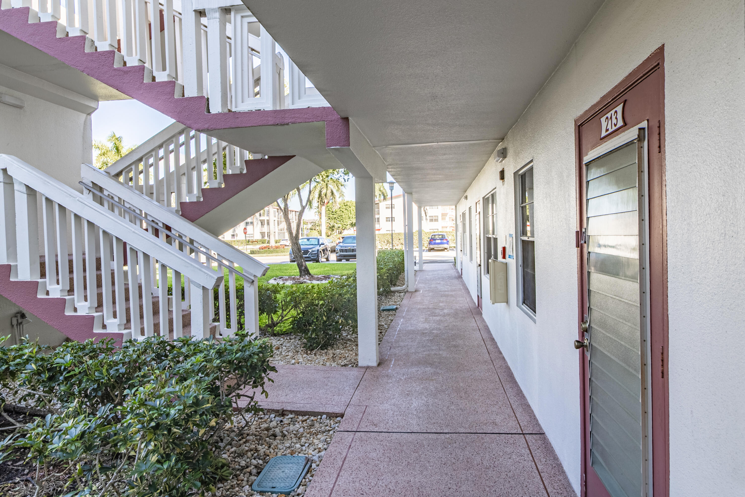 213 Fanshaw F, Boca Raton FL 33434