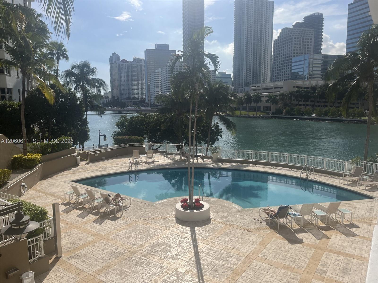 801 Brickell Key Blvd # 2509, Miami FL 33131