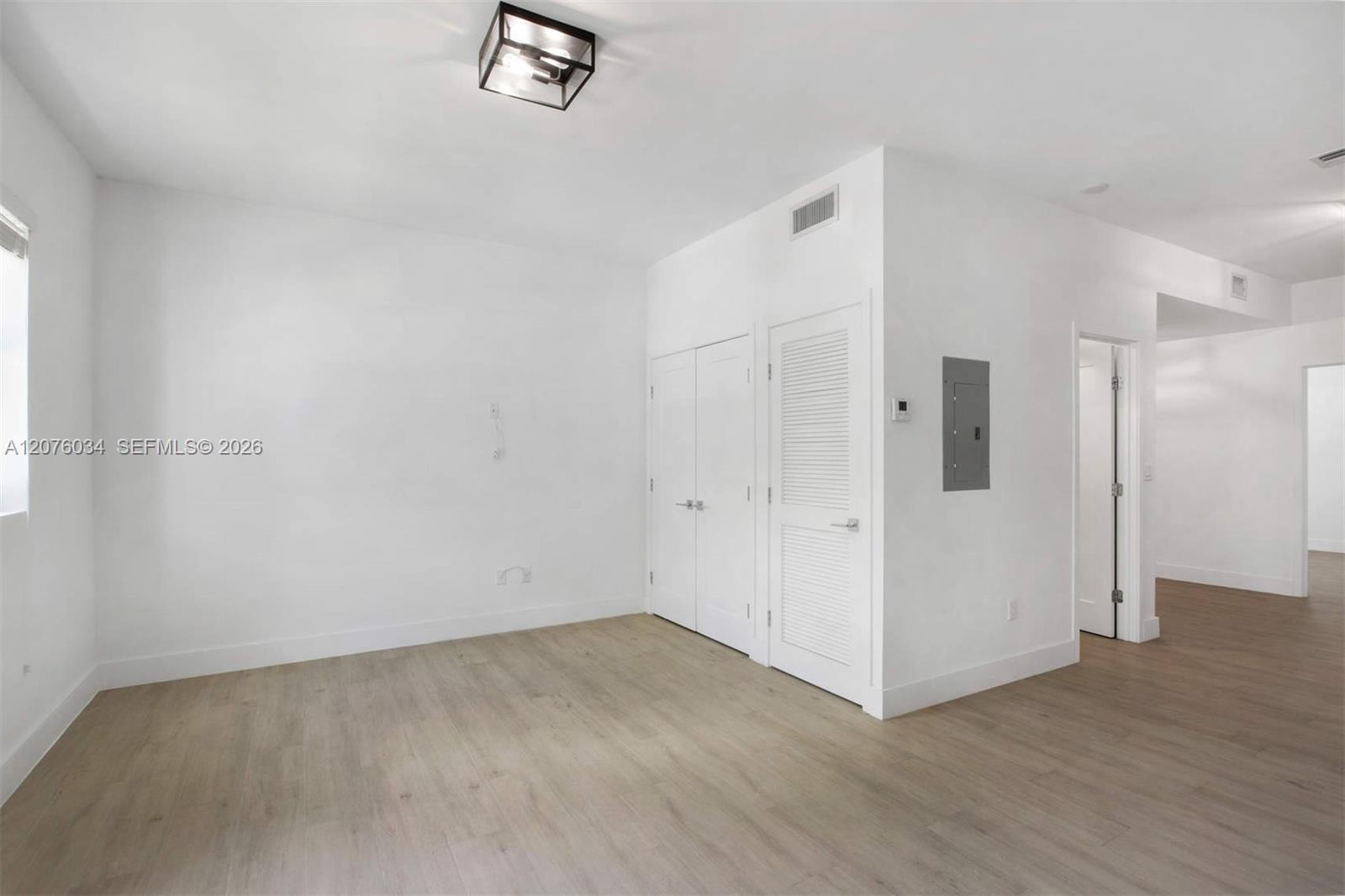 624 Santander Ave # 1 — Photo 3