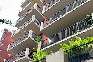 3410 Coral Way # 901 — Photo 3