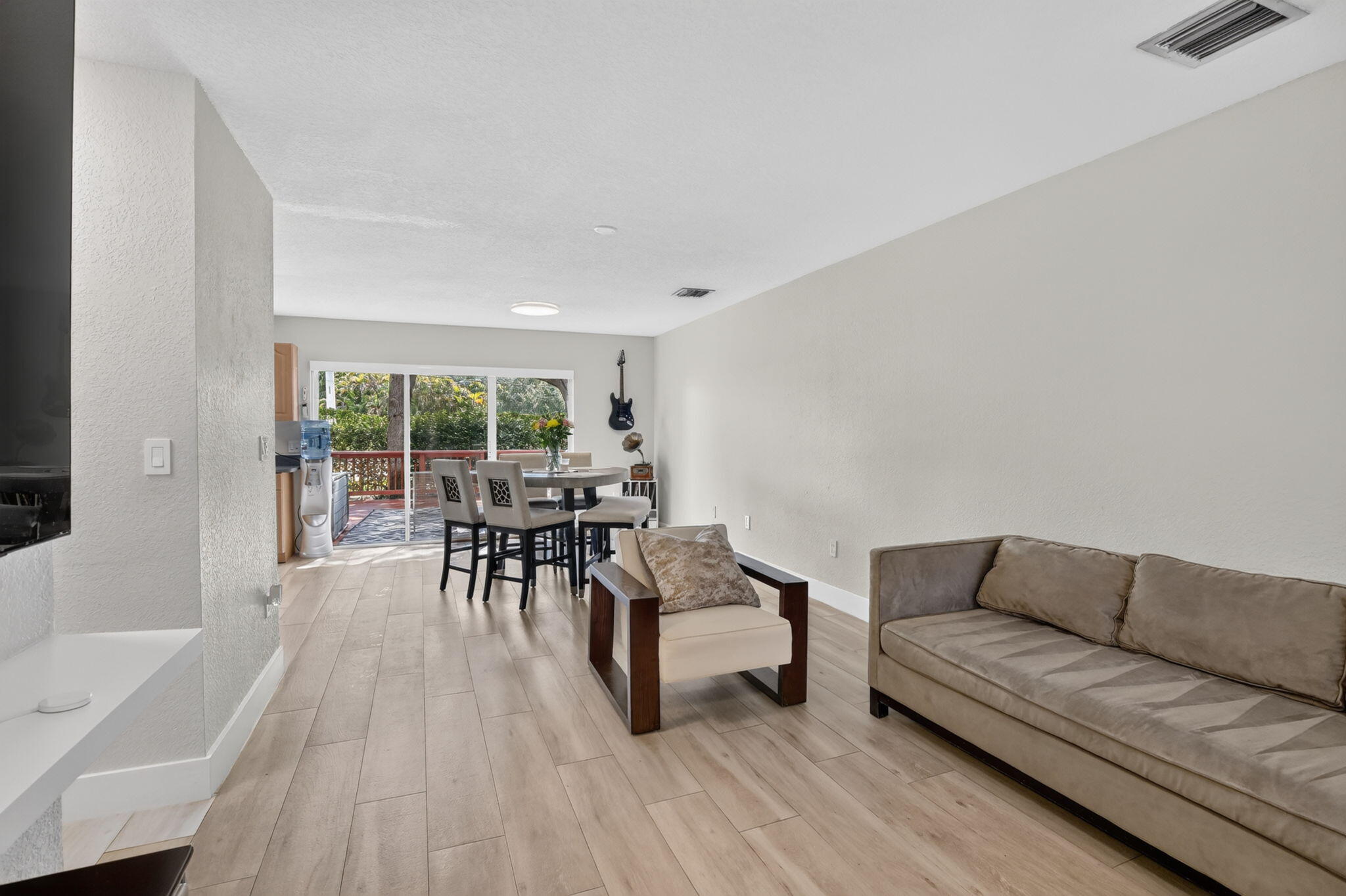 4950 PALM GARDEN Lane — Photo 4