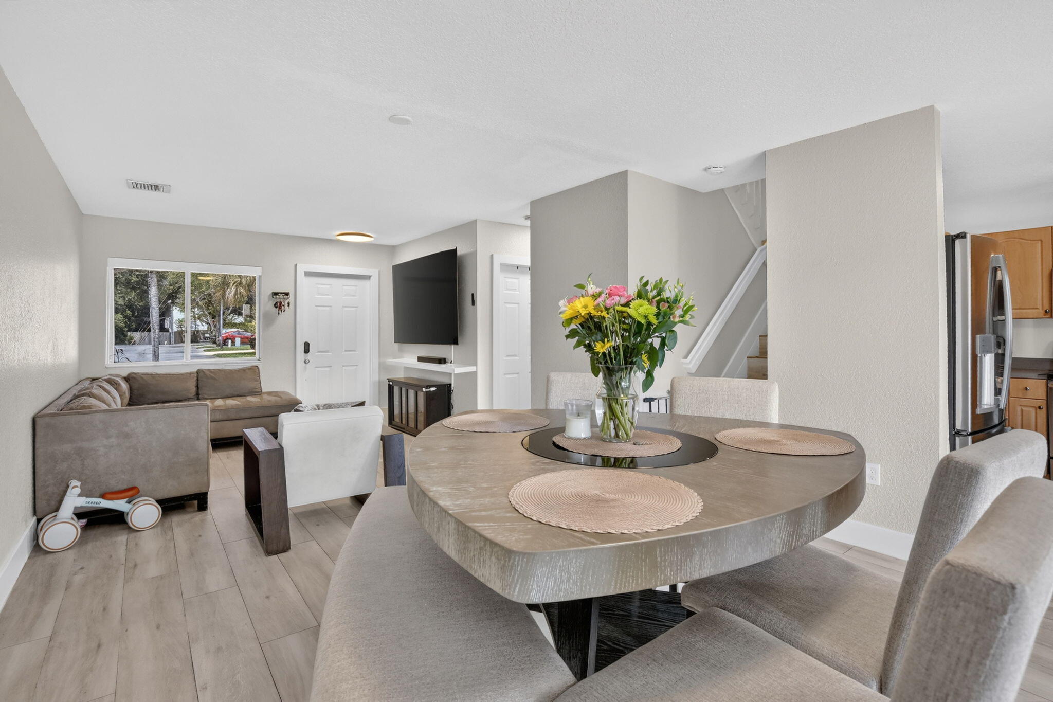 4950 PALM GARDEN Lane — Photo 3