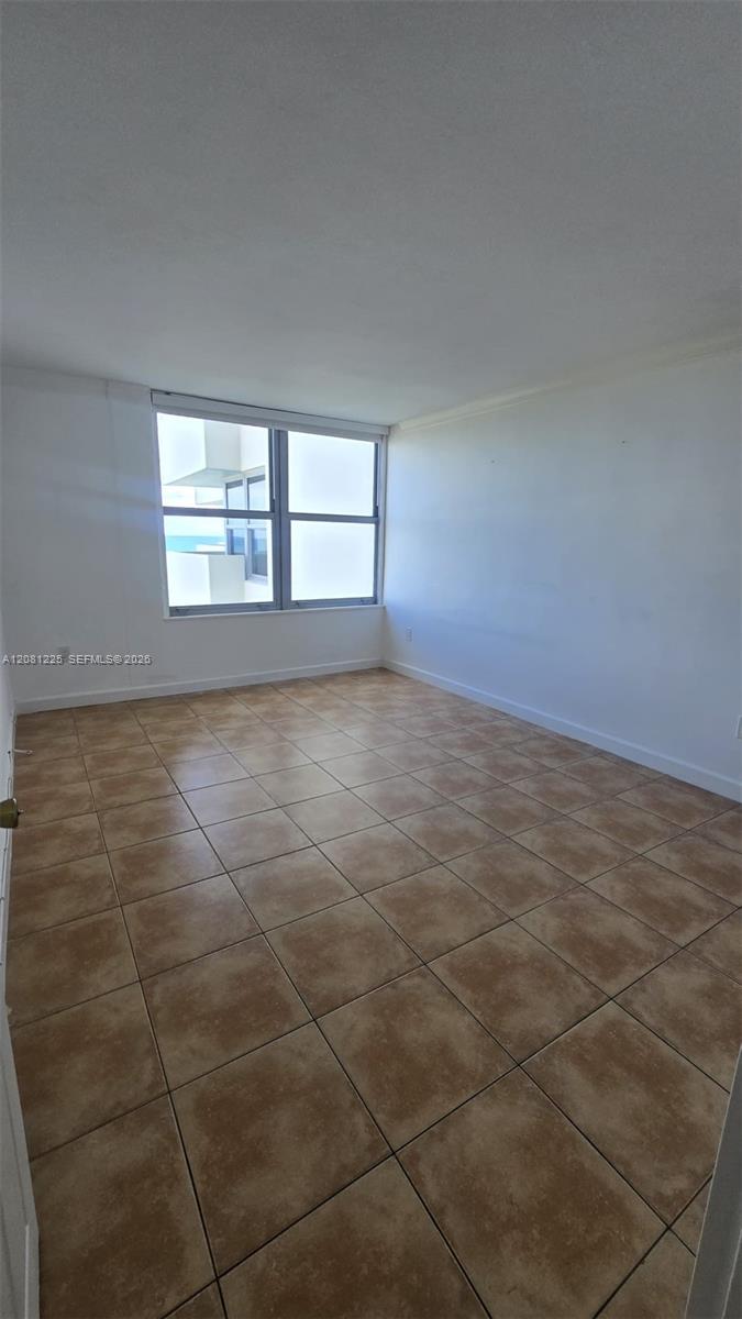 2899 Collins Ave # 1005 — Photo 2