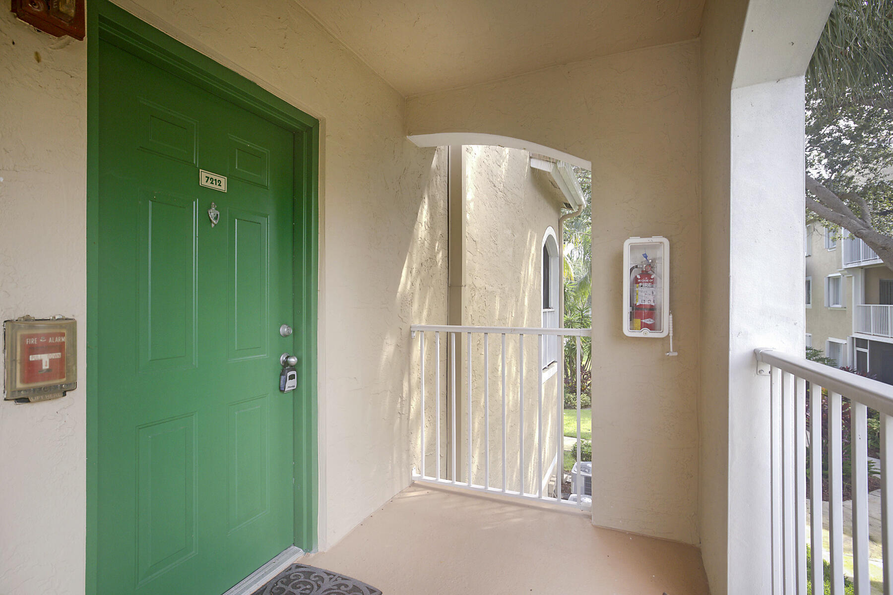 272 VILLAGE Boulevard # 7212 — Photo 3