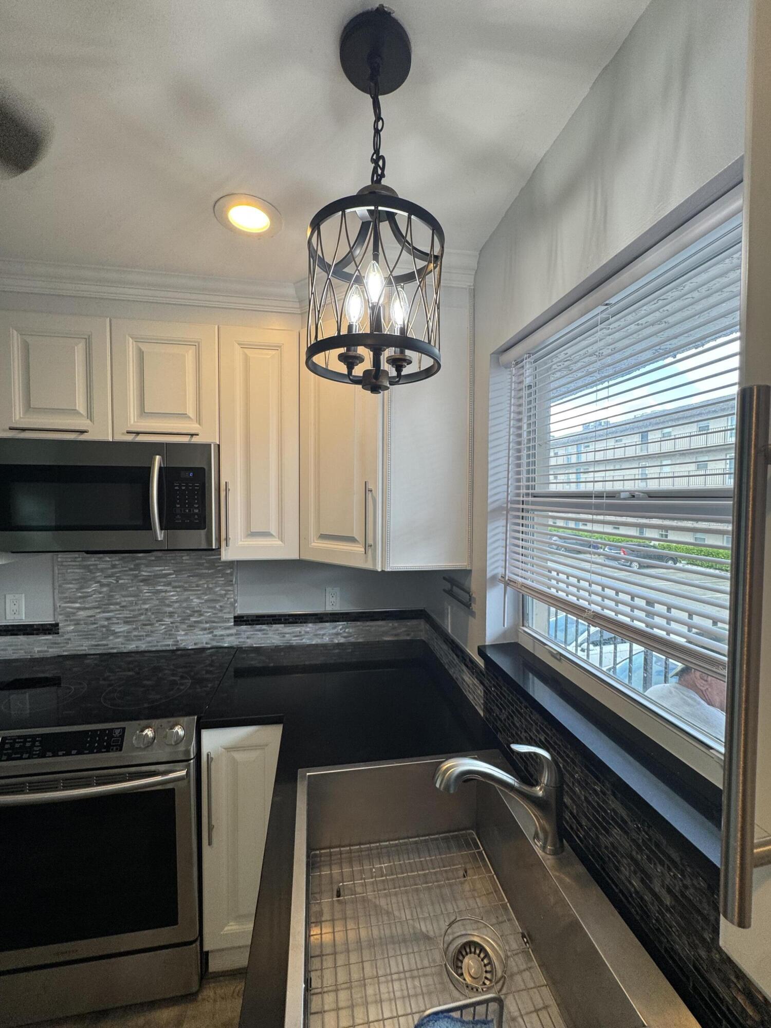 721 LORI Drive # 206 — Photo 4