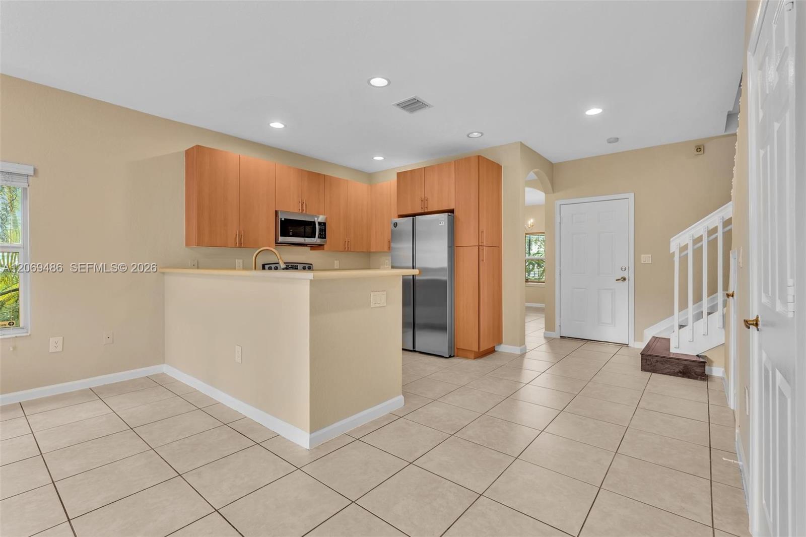 3102 NW 24th Way — Photo 4